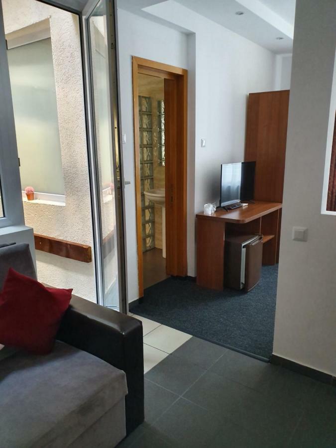 Tranzitrooms 부쿠레슈티 외부 사진